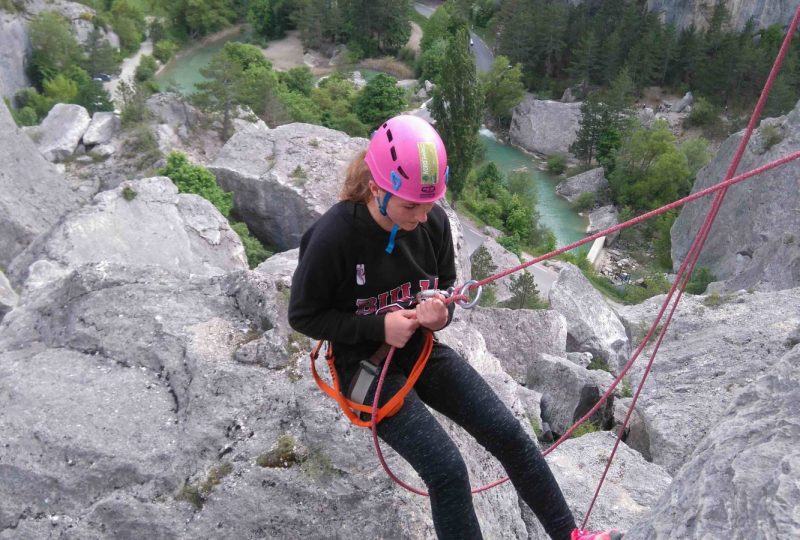 Felsenparcours und Via Cordata mit der Base de Loisirs Drôme aventure à Die - 1