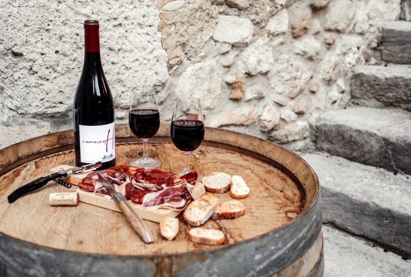 Dégustation sur barriques Domaine de Grangeneuve à Roussas - 0