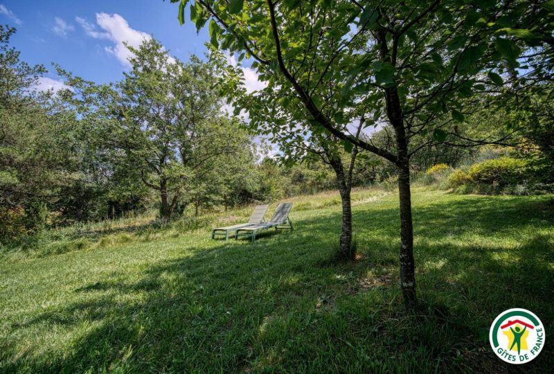 Les Cerisiers à La Bégude-de-Mazenc - 24