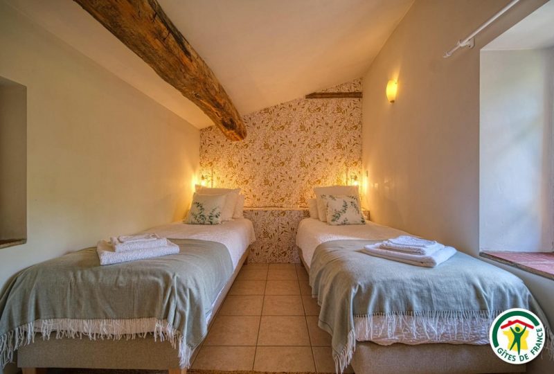 Les Platanes à La Bégude-de-Mazenc - 16