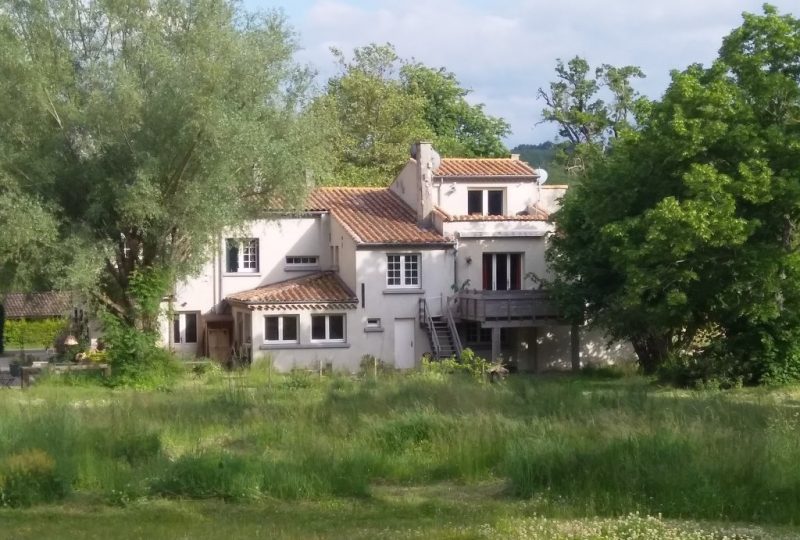 L’ermitage du Grand Bois à Le Poët-Célard - 12