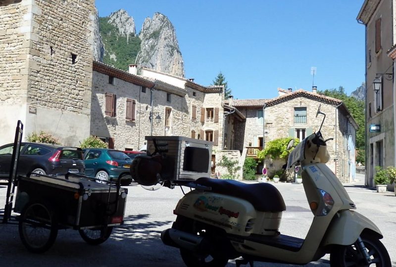 Scooter Nomad – Balades à scooter (électrique ou classique) et Mobylette à Roynac - 30