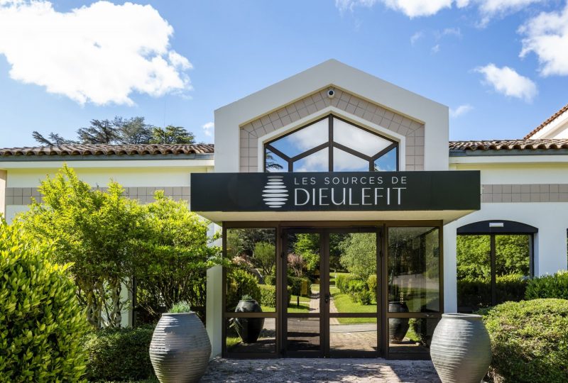 Hôtel les Sources de Dieulefit à Dieulefit - 1