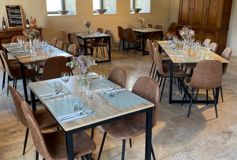 Le Restaurant  du Château à Le Poët-Célard - 0