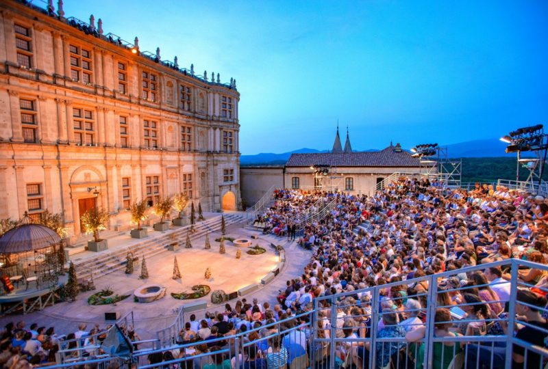 Fêtes nocturnes – The Barber of Seville à Grignan - 0