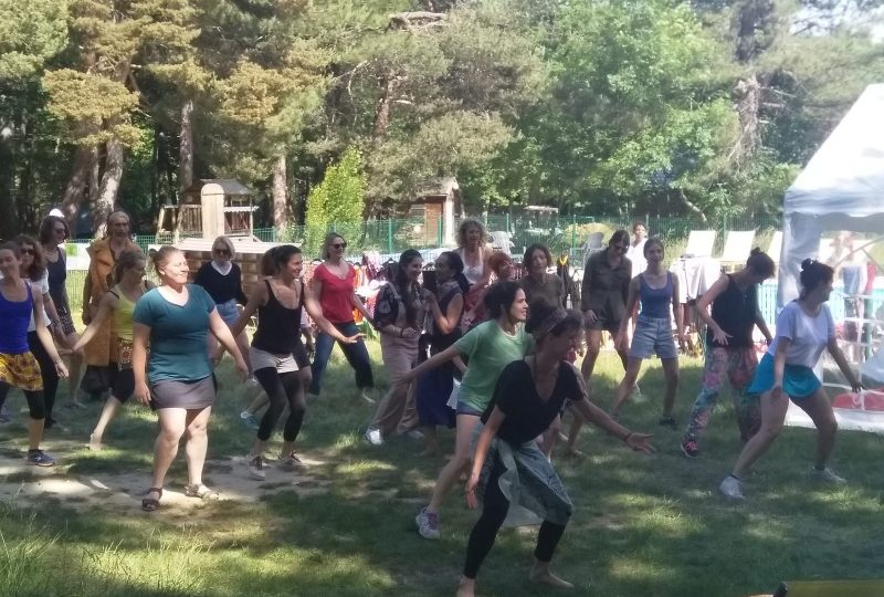 L’Ermitage du Grand Bois – Green Station à Le Poët-Célard - 13