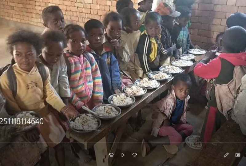 Les Amis de Jenny et Jessica à Dieulefit - 8