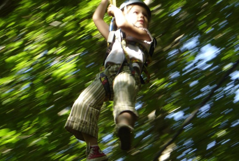 Tree climbing, archery and paintball – Acro Pôle Aventure à Comps - 2
