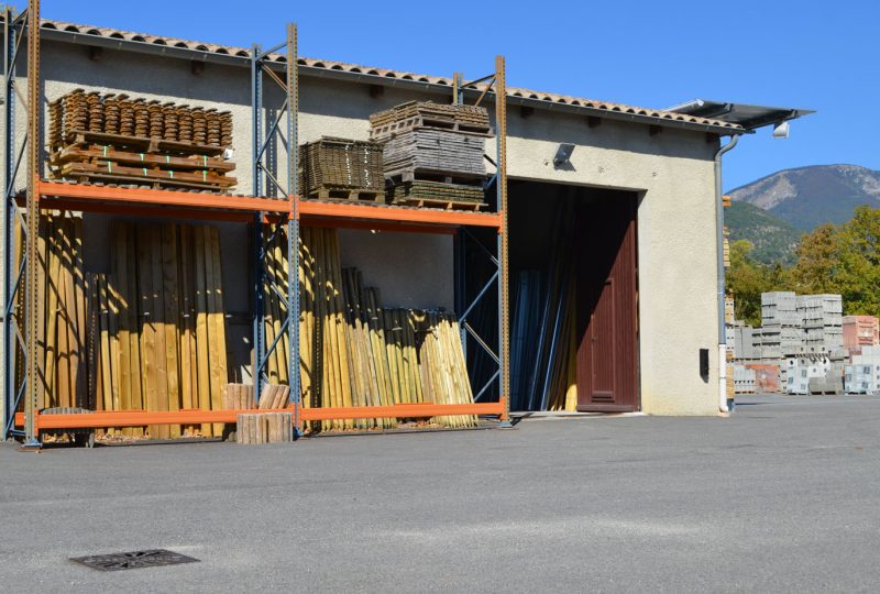 Morin Matériaux et Brico à Bourdeaux - 1