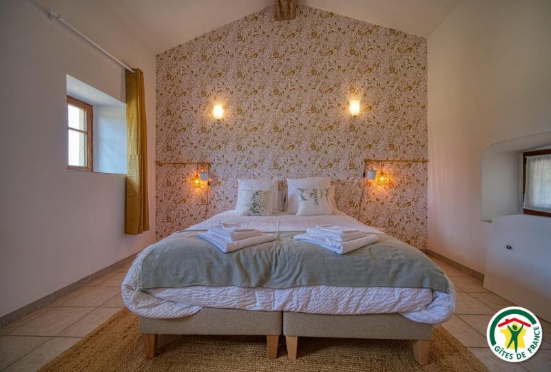 Les Platanes à La Bégude-de-Mazenc - 12