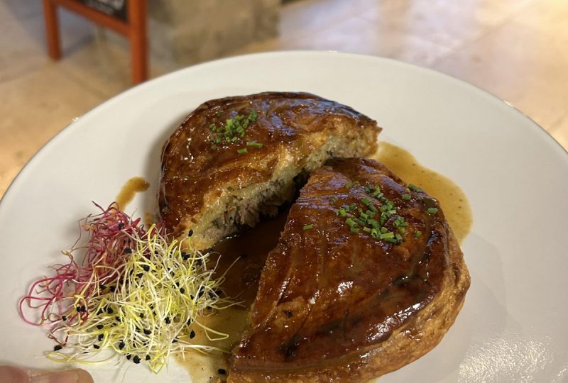 Le Restaurant  du Château à Le Poët-Célard - 10