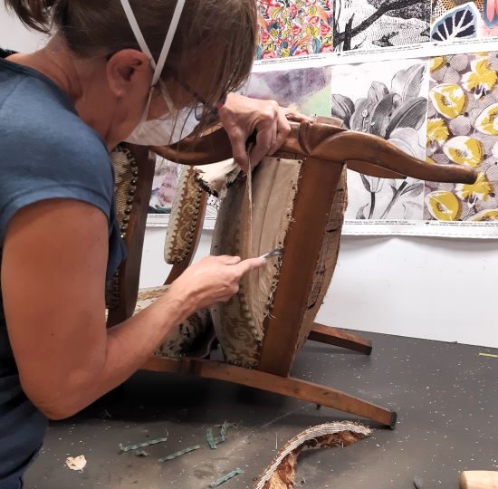 Stage de tapisserie : 3 jours pour redonner vie à vos sièges à Pont-de-Barret - 0