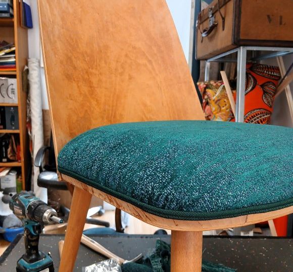 Stage de tapisserie : 3 jours pour redonner vie à vos sièges à Pont-de-Barret - 3