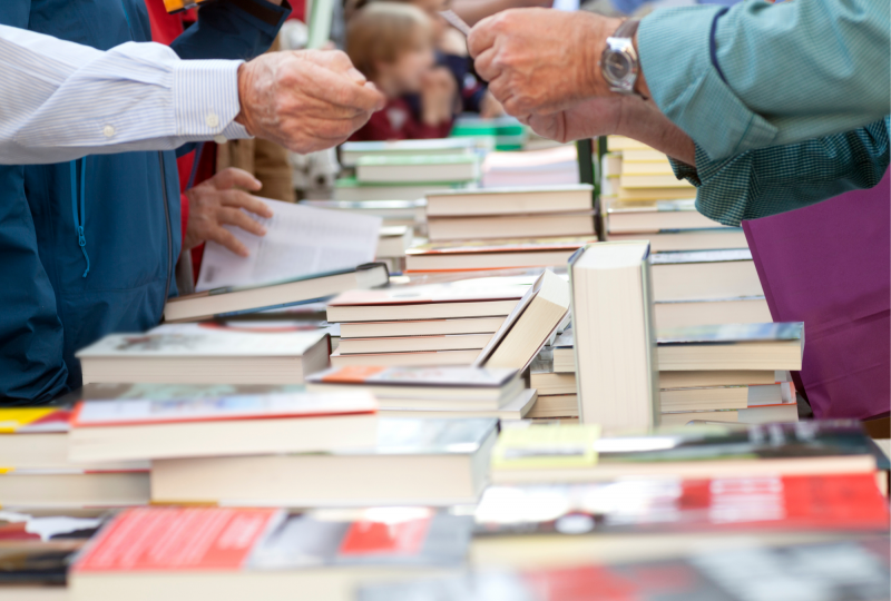 Vente de livres à la médiathèque à Montélimar - 0