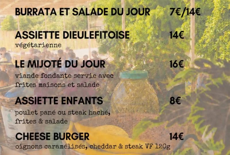La buvette de la piscine à Dieulefit - 0