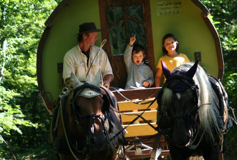 Circuit en roulotte en famille dans le pays de Dieulefit-Bourdeaux et forët de Saouu à Le Poët-Célard - 11