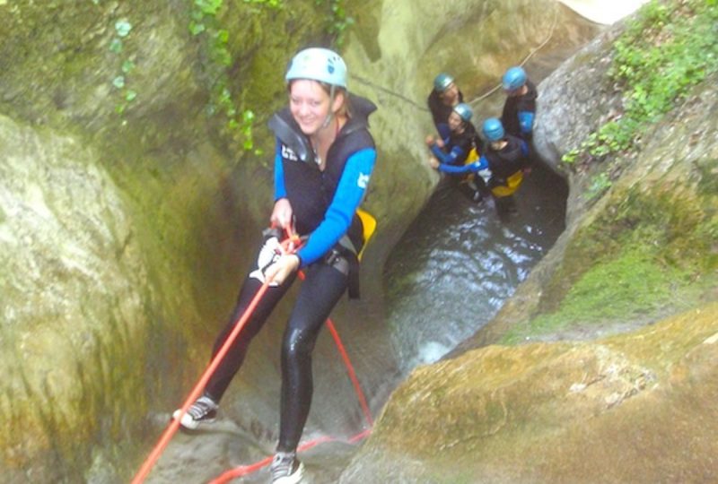 Canyoning avec la Base de Loisirs Drôme Aventure à Die - 2