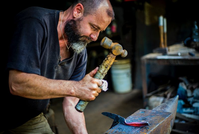 Atelier des trois forges – Coutellerie artisanale et stage en coutellerie à Charols - 7