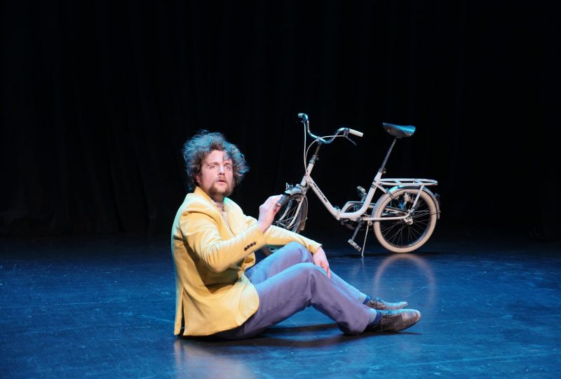 Spectacle Point de Bascule / En tournée Vélo dans la Drôme à Dieulefit - 0