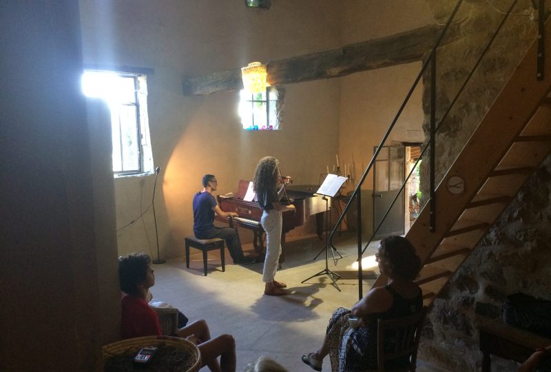Concert des Jeunes (classe de violon) à Le Poët-Laval - 0