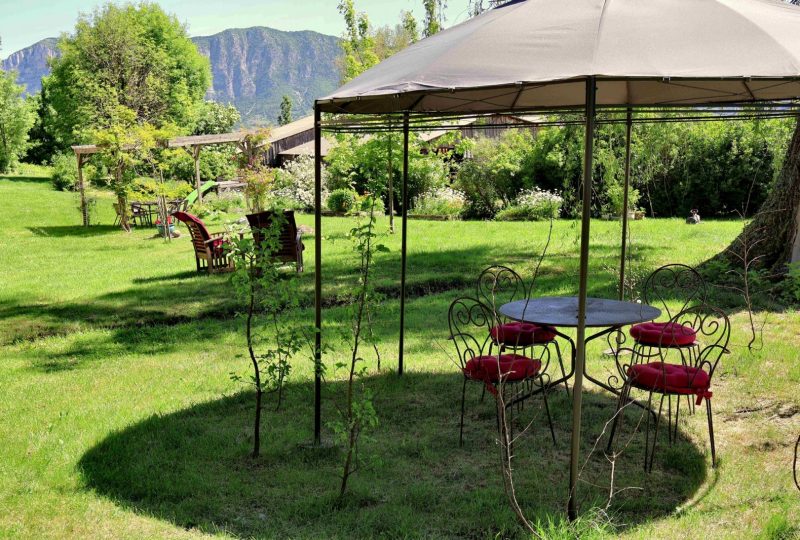 Chambre d&rsquo;hôtes Les 3 becs – Ferme Bio Le Panicaut à Francillon-sur-Roubion - 11