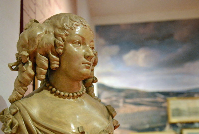 Exposition Madame de Sévigné et la mode à Grignan - 0