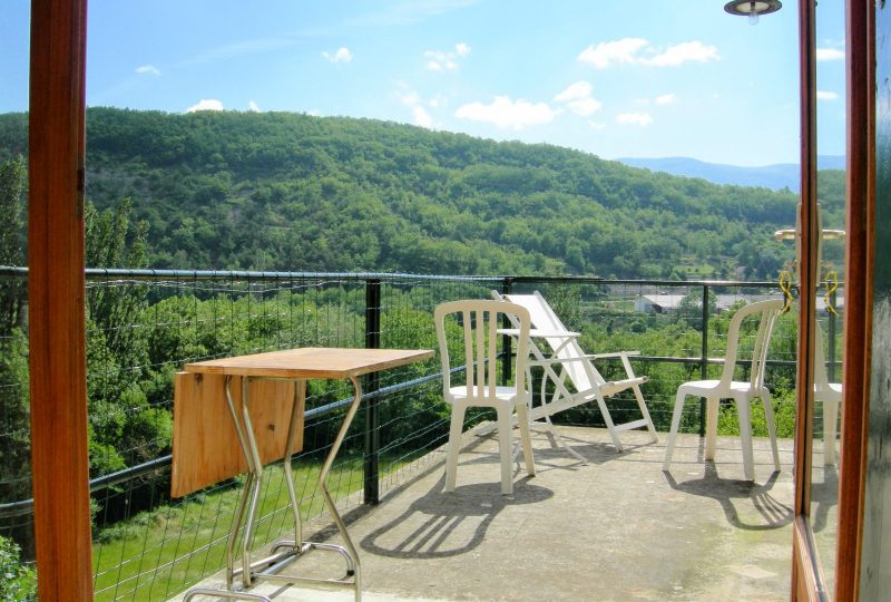 Maison Mattras à Le Poët-Célard - 3